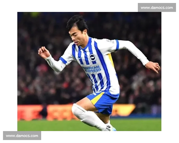 三笘薰脚后跟神作:转身瞬间撕碎防守 三笘薰脚后跟神作:转身瞬间撕碎防守